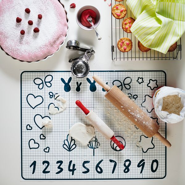 IKEA, вид спереди