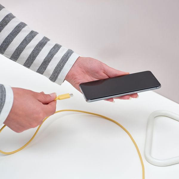 Кабель USB-A–USB-C, светло-желтый, 1 м IKEA SITTBRUNN 805.394.83 - фото 3