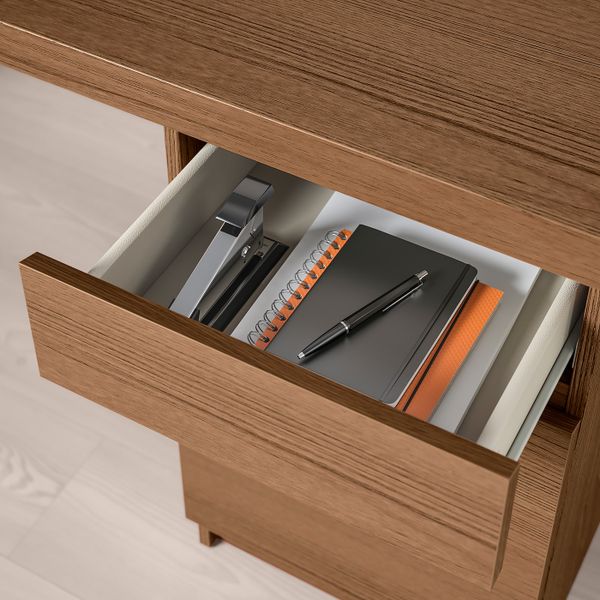 Письменный стол, коричневая морилка ясеневый шпон 140x65 см IKEA MALM МАЛЬМ 703.848.58 - фото 4