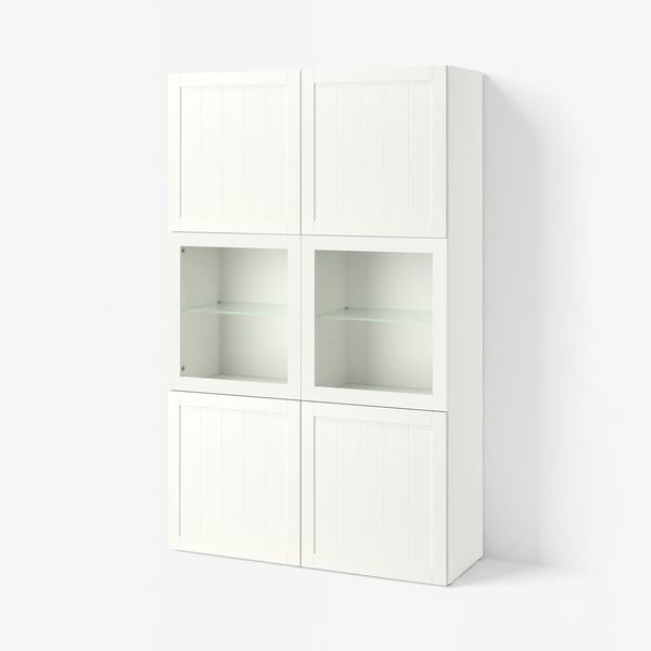 IKEA, вид спереди