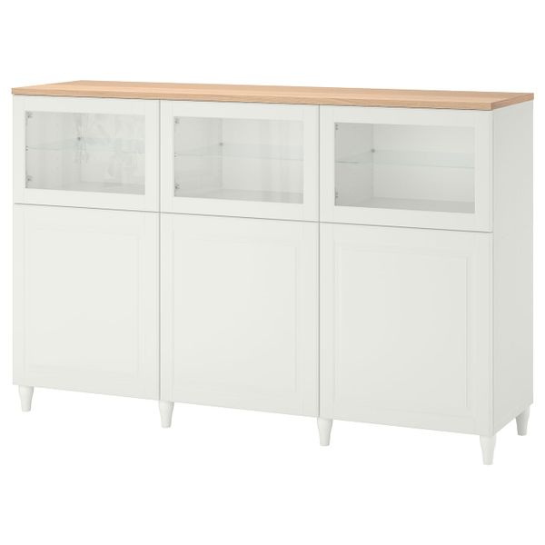 IKEA, вид спереди