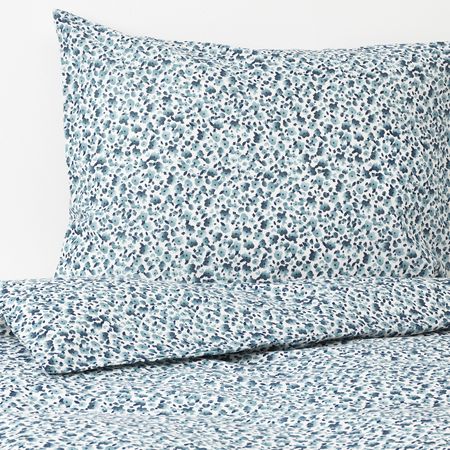 Пододеяльник и 2 наволочки, белый, синий, 200x200/50x70 см IKEA ВАТТЕНМИНТА 103.902.49