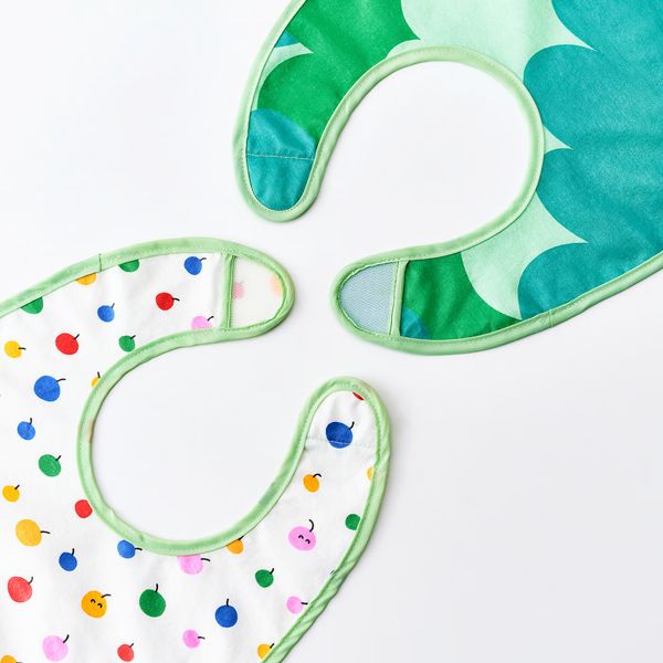 Нагрудник IKEA, дополнительный ракурс - схема-чертеж с размерами