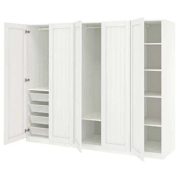 IKEA, вид спереди