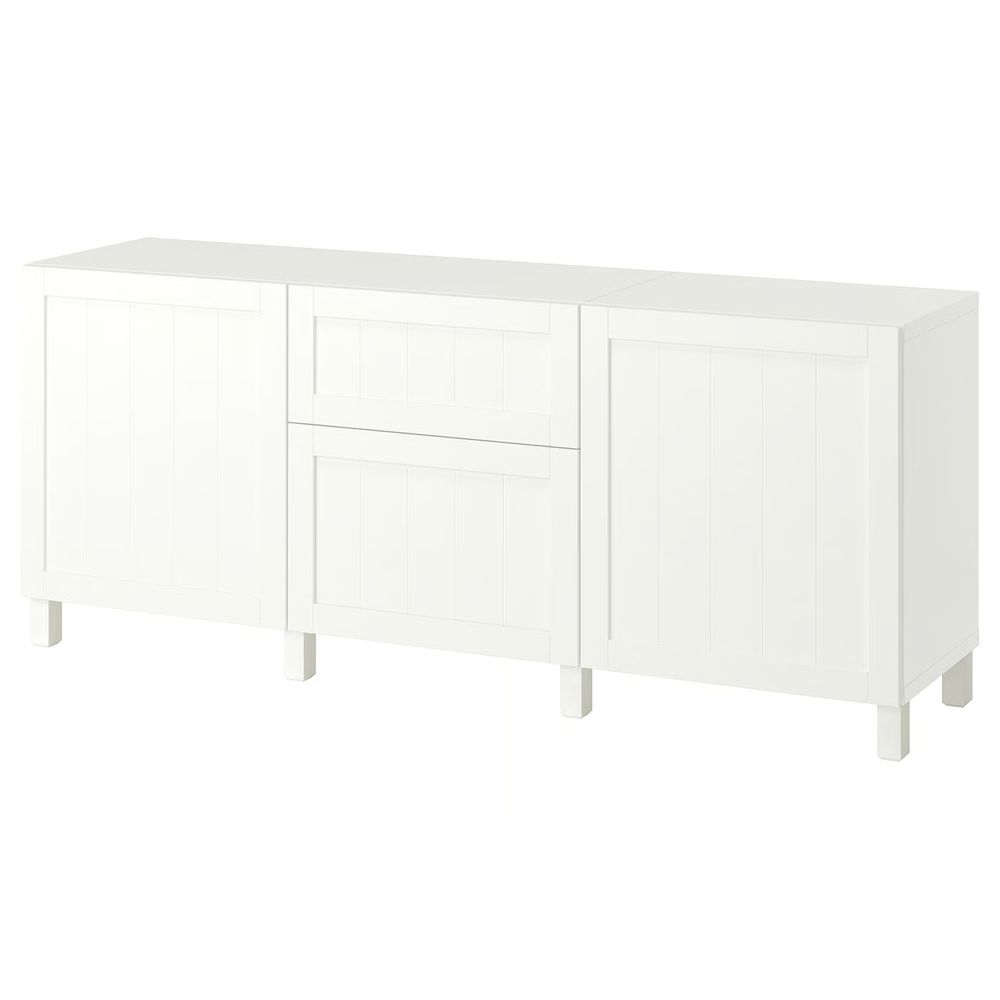 IKEA, вид спереди