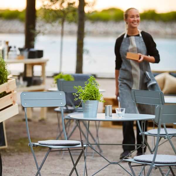 Стол + 2 стула, для сада, зеленый Kuddarna серый IKEA SUNDSÖ СУНДСЁ 794.349.34 - фото 17