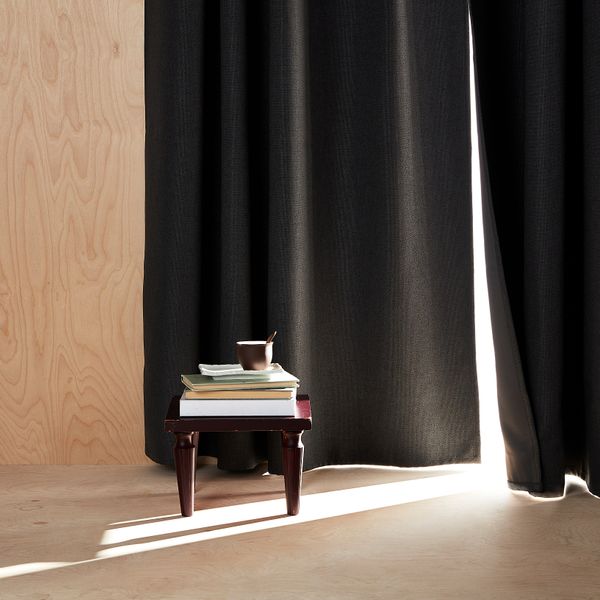 Затемняющие гардины, 2 шт., 145x300 см, серый IKEA ANNAKAJSA АННАКАЙСА 003.902.40 - схема-чертеж с размерами