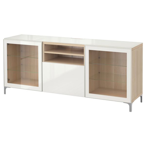 IKEA, вид спереди