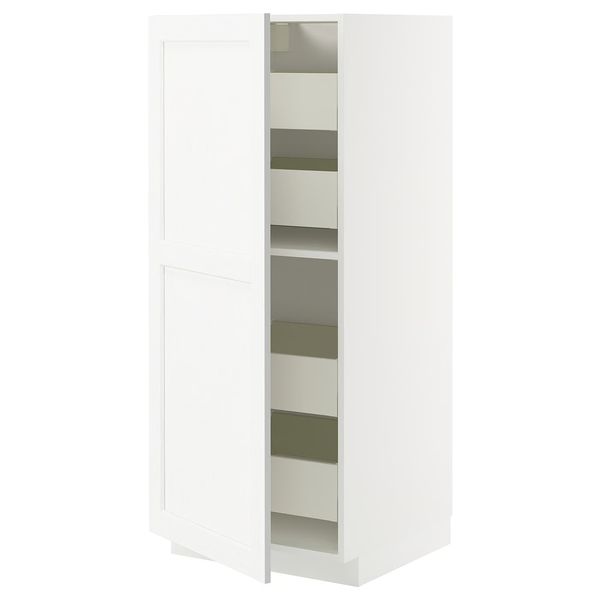 IKEA, вид спереди