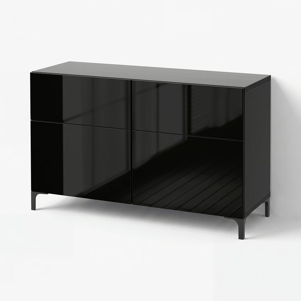 IKEA, вид спереди