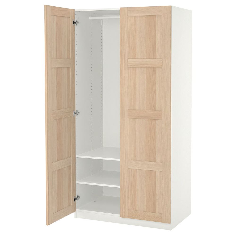IKEA, вид спереди