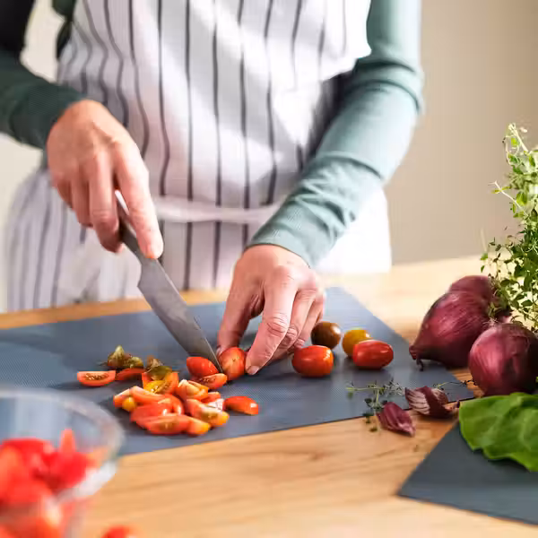 FINFÖRDELA Гибкая разделочная доска - темно-зеленый/серо-бирюзовый 28x36 см - фото 3