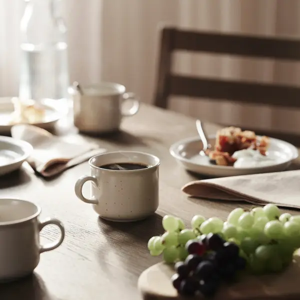 DAGGASTER ДАГГАСТЕР Кружка - точечный/светло-бежевый 40 сл - фото 3