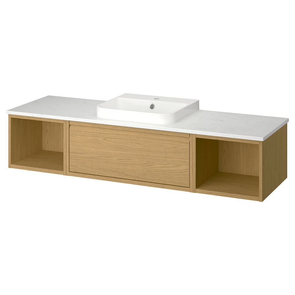 IKEA, вид спереди