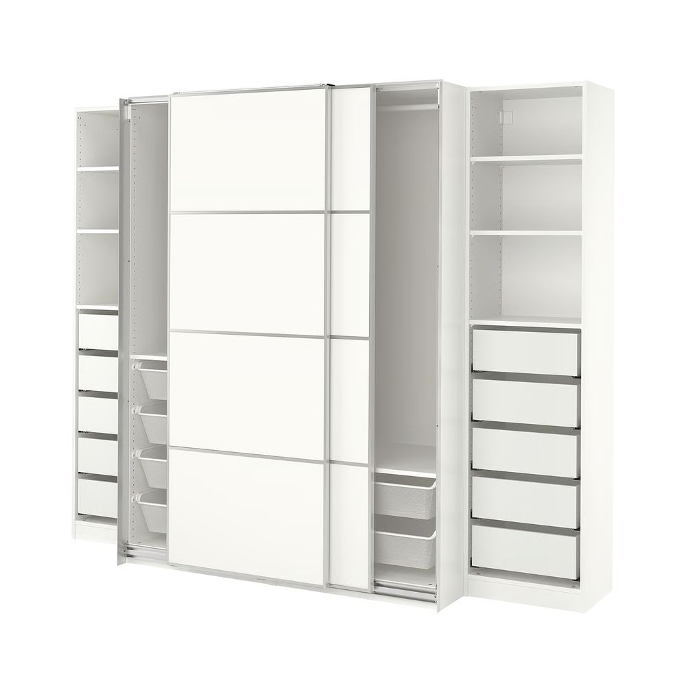 IKEA, вид спереди