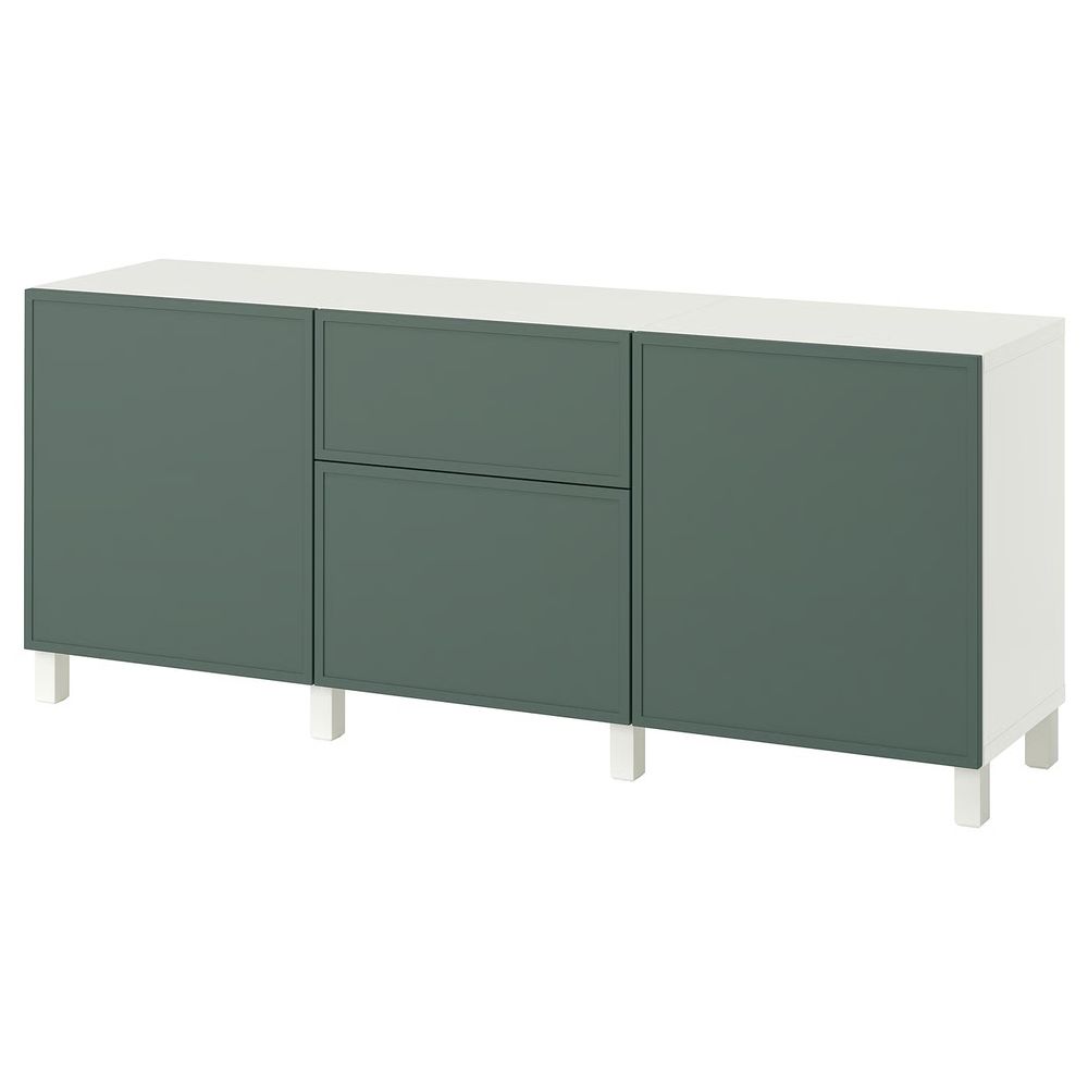 IKEA, вид спереди