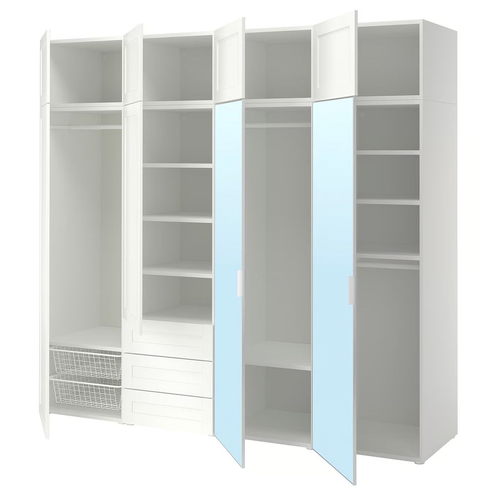 IKEA, вид спереди