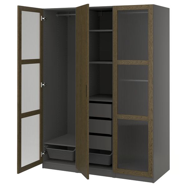 IKEA, вид спереди
