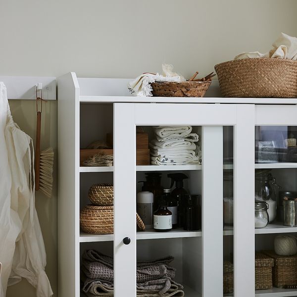 Шкаф-витрина, белый 105x116 см IKEA HAUGA ХАУГА 104.150.80 - фото 4