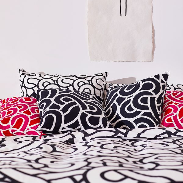 Чехол на подушку, черный-белый, 50x50 см IKEA SÖTRÖNN 705.696.06 - фото 3