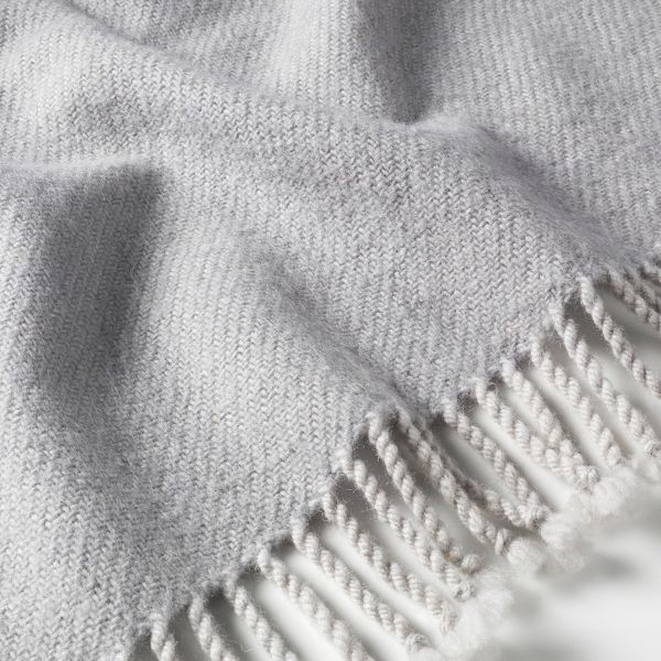 Плед, светло-серый 60x160 см IKEA OMTÄNKSAM ОМТЭНКСАМ 804.694.56 - фото 2