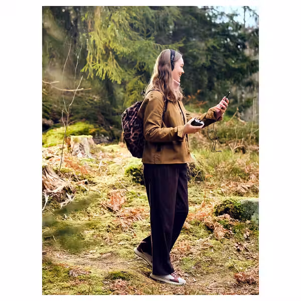 VARMFRONT ВЭРМФРОНТ Дополнительный внешний аккумулятор - темно-синий 10400 mAh - фото 3