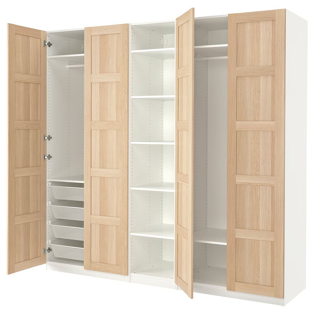 IKEA, вид спереди