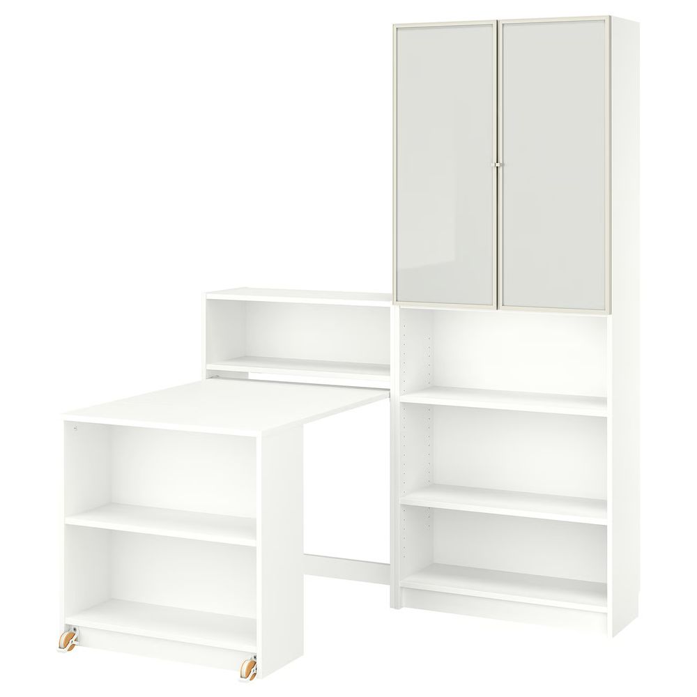 IKEA, вид спереди
