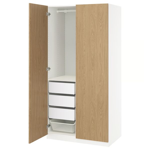 IKEA, вид спереди
