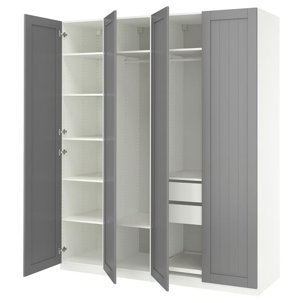 IKEA, вид спереди
