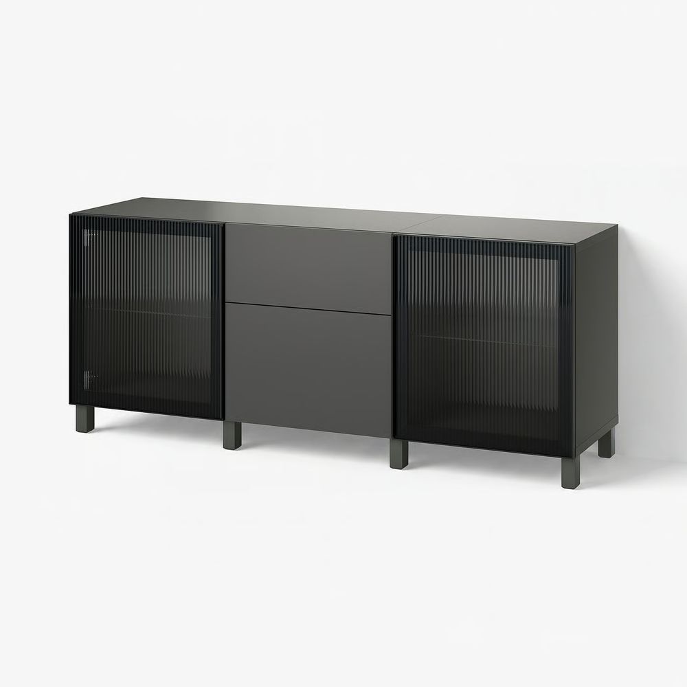 IKEA, вид спереди
