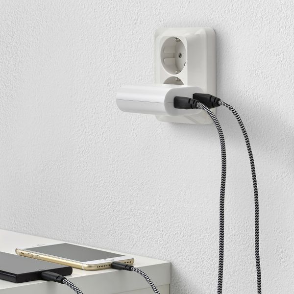 Зарядное устройство USB 23 Вт, белый IKEA ÅSKSTORM ОСКСТОРМ 904.611.91 - фото 2