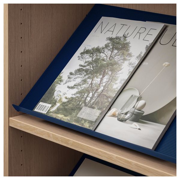 Стеллаж с наклонной полкой БИЛЛИ / БОТТНА, дубовый шпон, беленый, синий (80x28x106 см) - фото 3