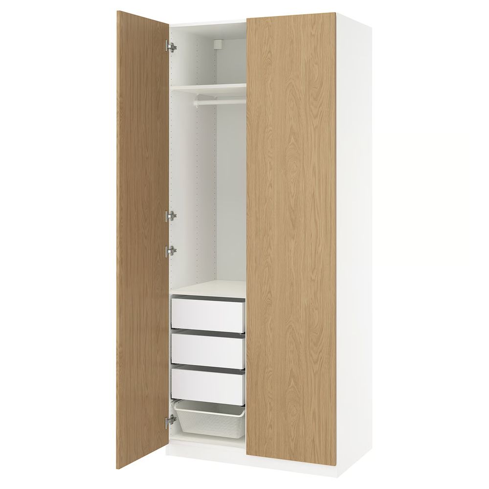 IKEA, вид спереди