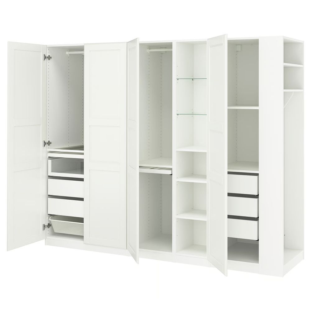 IKEA, вид спереди