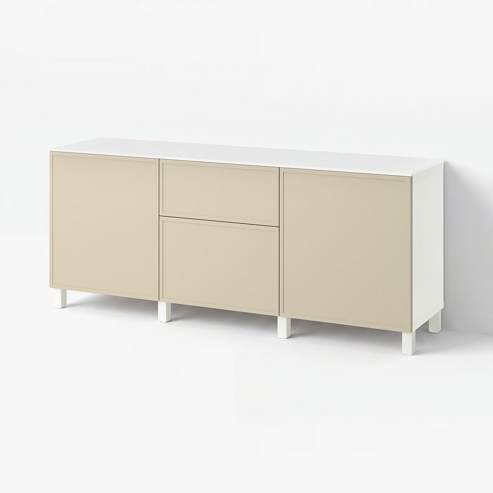 IKEA, вид спереди