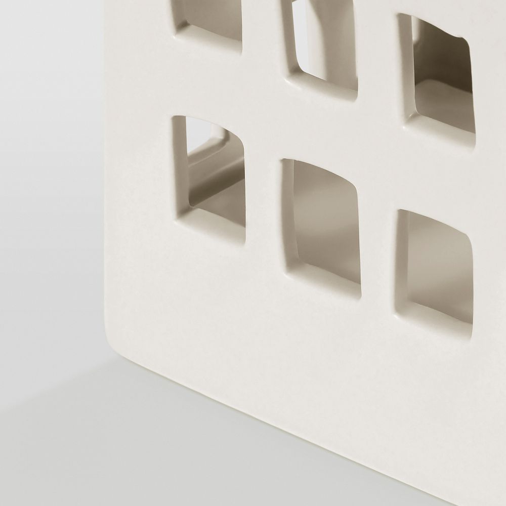 Светодиодное настольное украшение, с батарейным питанием домик, керамика белый, 16 см IKEA STRÅLA СТРОЛА 505.824.73 - фото 1