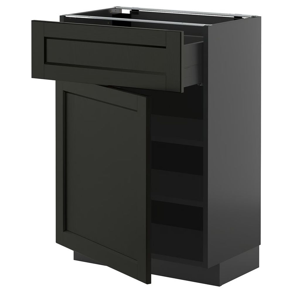 IKEA, вид спереди