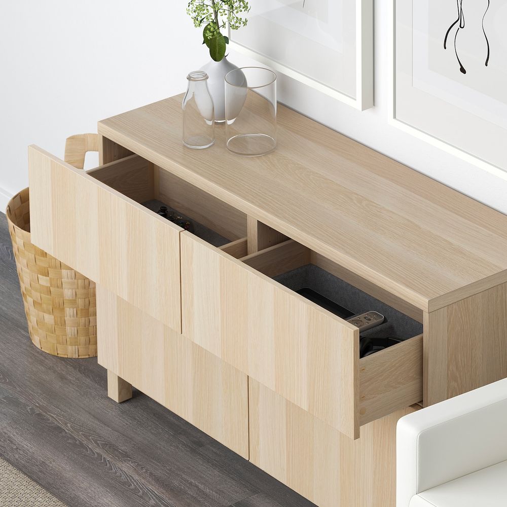 IKEA, вид спереди