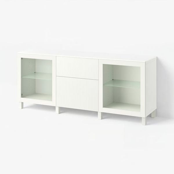 IKEA, вид спереди