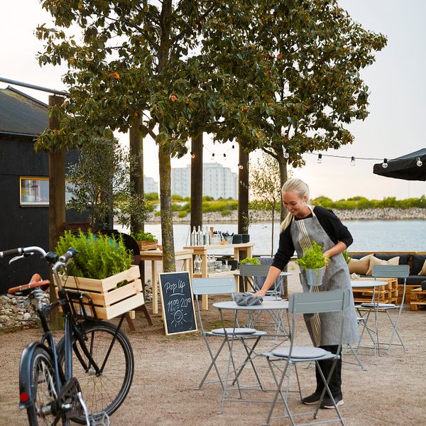 Садовый стол, серый, 65 см IKEA SUNDSÖ СУНДСЁ 705.033.52 - фото 13