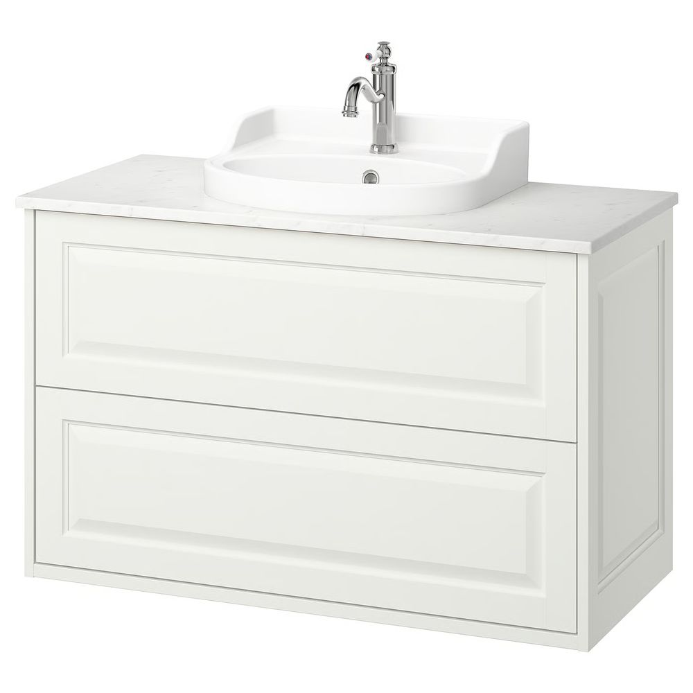 IKEA, вид спереди