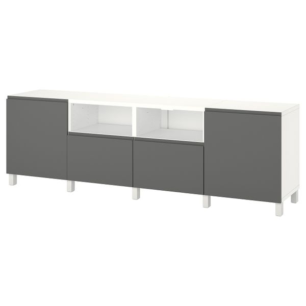 IKEA, вид спереди