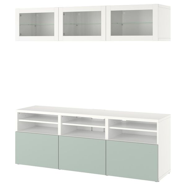 IKEA, вид спереди