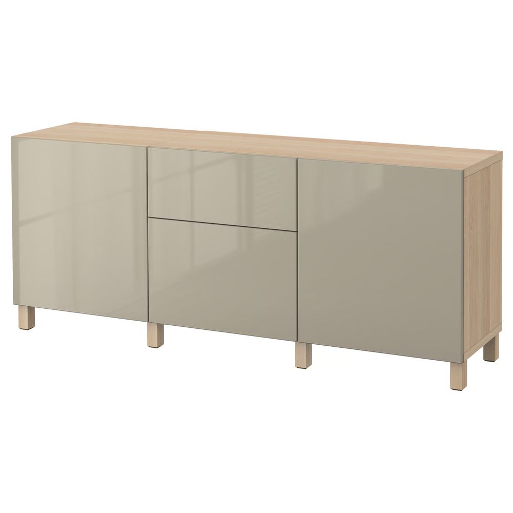 IKEA, вид спереди