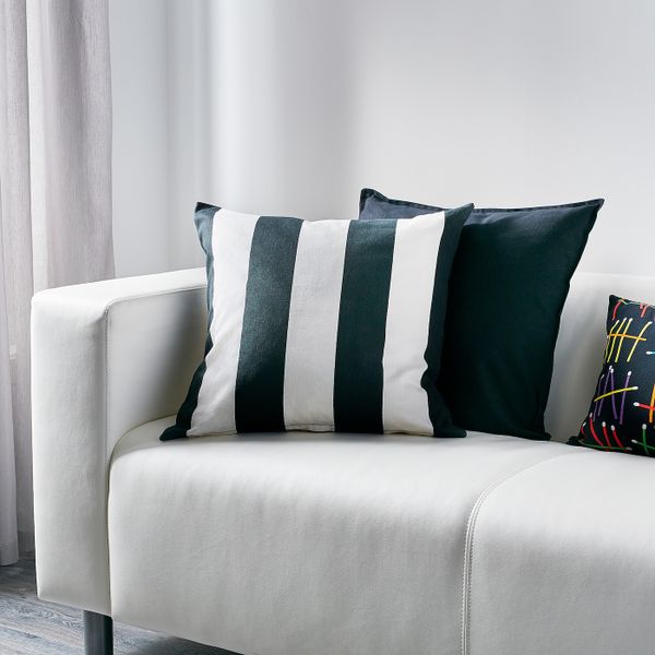 Чехол на подушку, белый, черный 50x50 см IKEA VÅRGYLLEN ВОРГИЛЛЕН 303.698.93 - фото 3