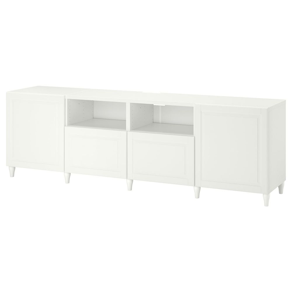 IKEA, вид спереди