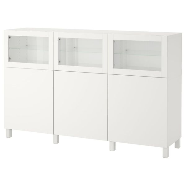 IKEA, вид спереди