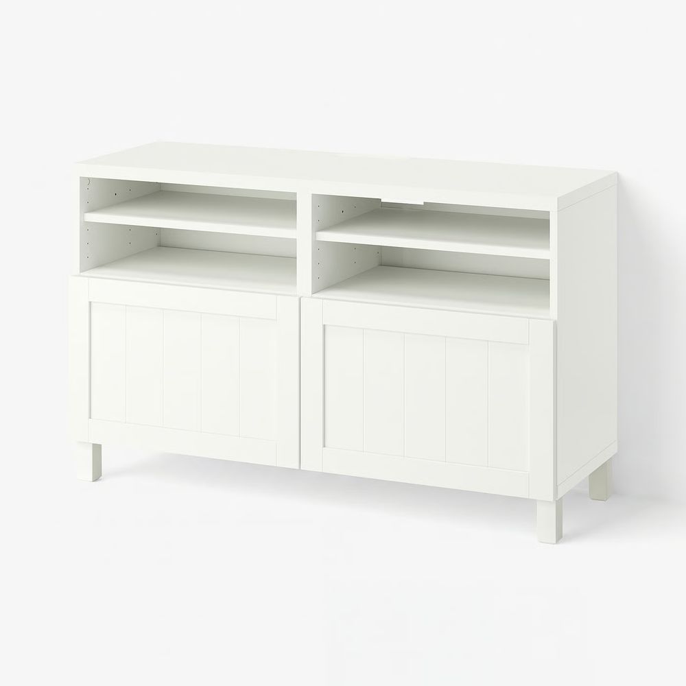 IKEA, вид спереди