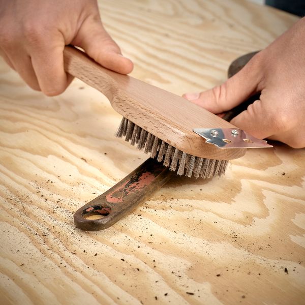 Щетка для чистки гриля, нержавеющая сталь, бук, 42 см IKEA GRILLTIDER ГРИЛЛЬТИДЕР 705.647.17 - фото 4